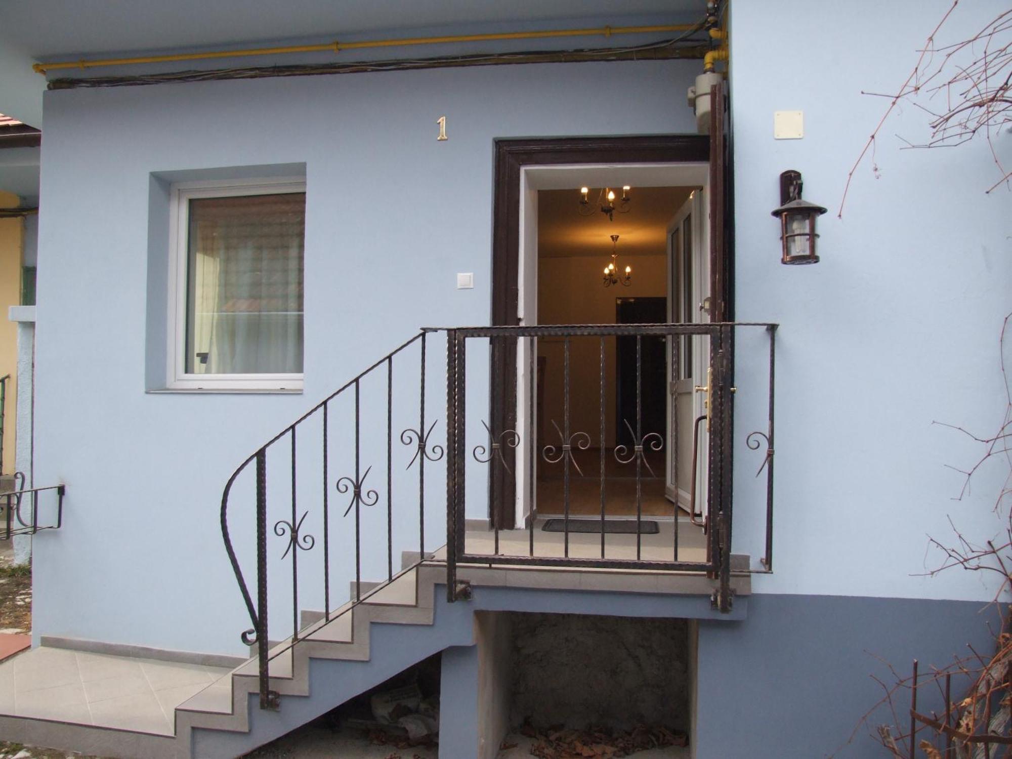 فندق Blue House براشوف المظهر الخارجي الصورة